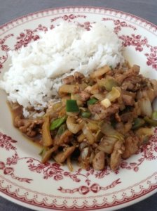 Wok de poulet au chou chinois Wok de poulet au chou chinois