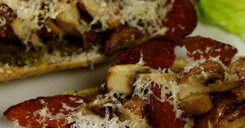 Tartine du dimanche soir, champignons & bacon Tartine du dimanche soir, champignons & bacon