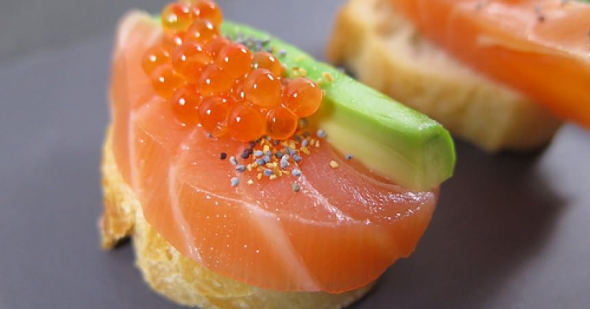Duo de saumon & avocat au yuzu Duo de saumon & avocat au yuzu