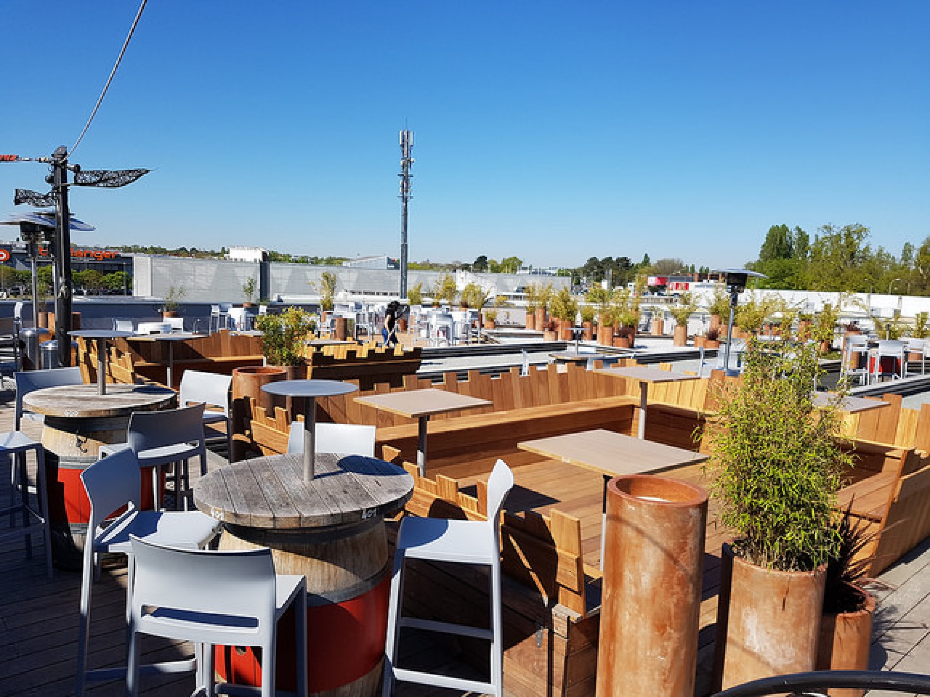 Le Canopee Café, restaurant en roof top à Mérignac