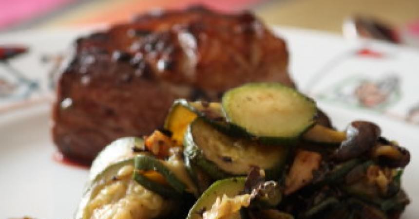 Courgettes aux cèpes & cacahuètes Courgettes aux cèpes & cacahuètes