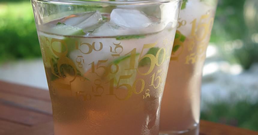 Cocktail au thé glacé façon Cosmopolitan Cocktail au thé glacé façon Cosmopolitan