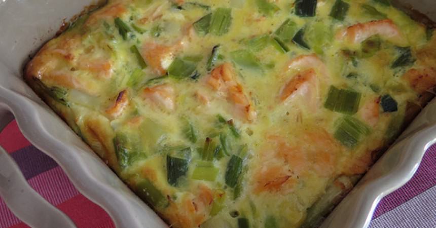 Clafoutis de poireaux, saumon & lait de coco Clafoutis de poireaux, saumon & lait de coco