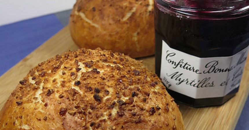 Les petits pains fourrés à la confiture Les petits pains fourrés à la confiture