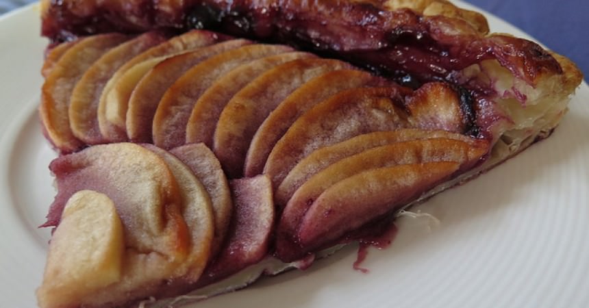 Tarte fine aux pommes et aux myrtilles Tarte fine aux pommes et aux myrtilles