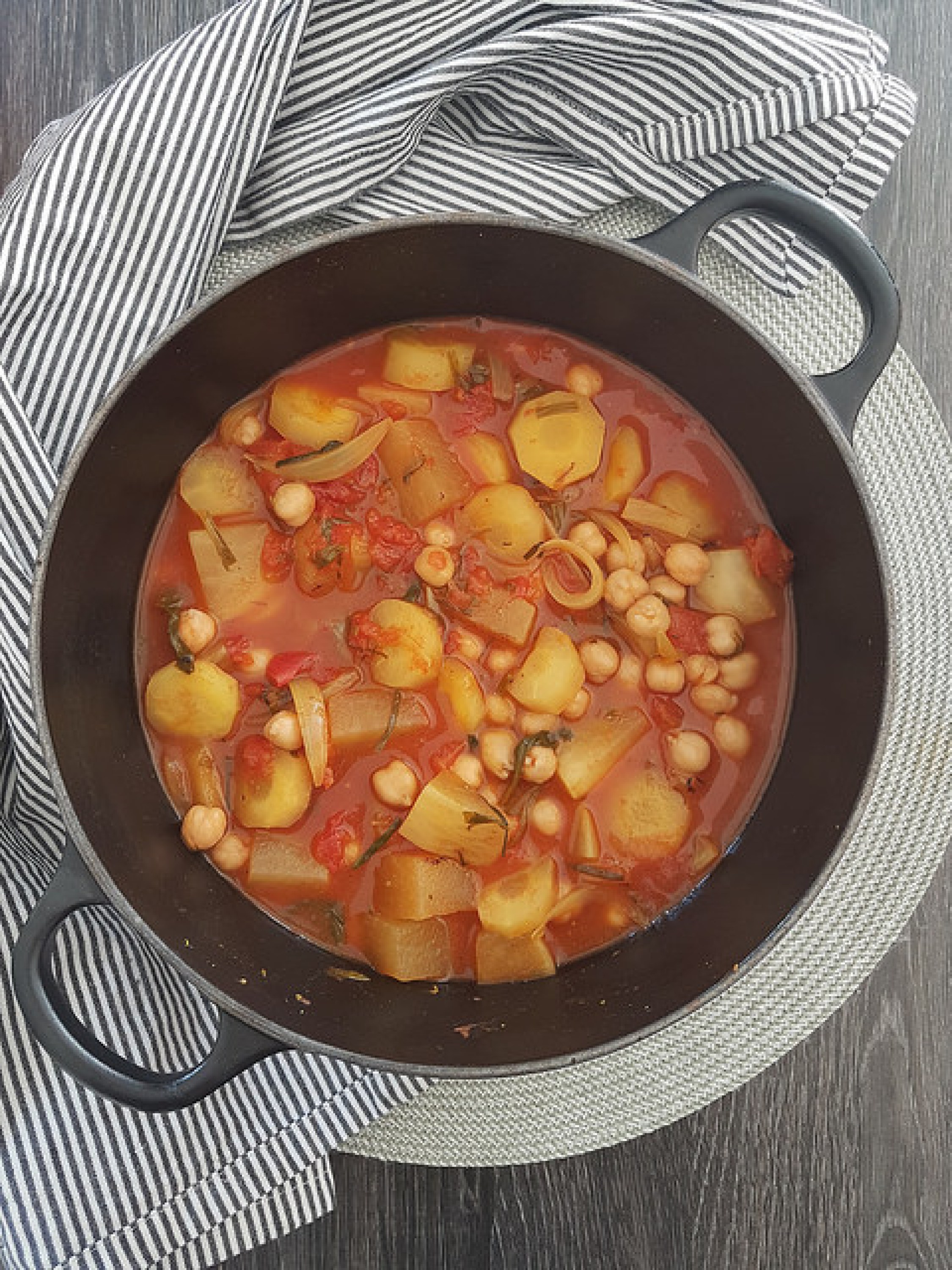 Couscous de légumes & semoule complète [le lundi c?est veggie]