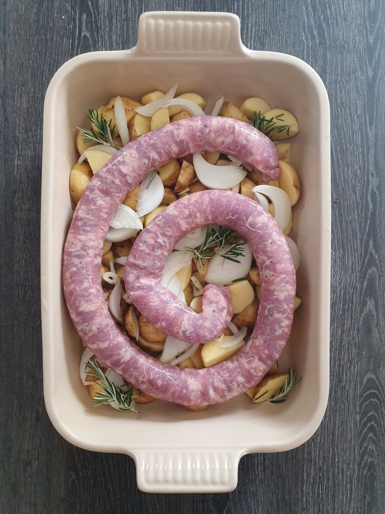Saucisse de Toulouse, pommes de terre et champignons | Audrey Cuisine