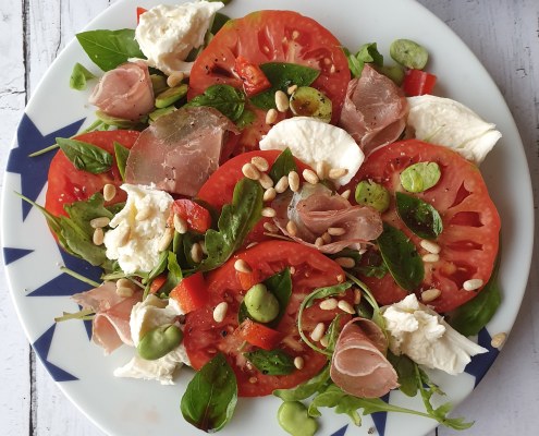 Salade de tomates mozzarela jambon