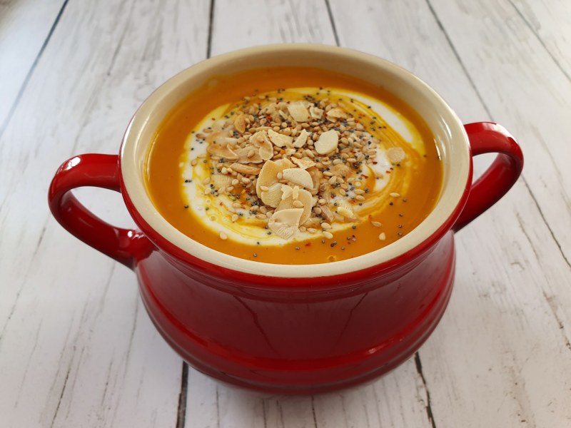 Velouté de patate douce, tomate et poivron rouge