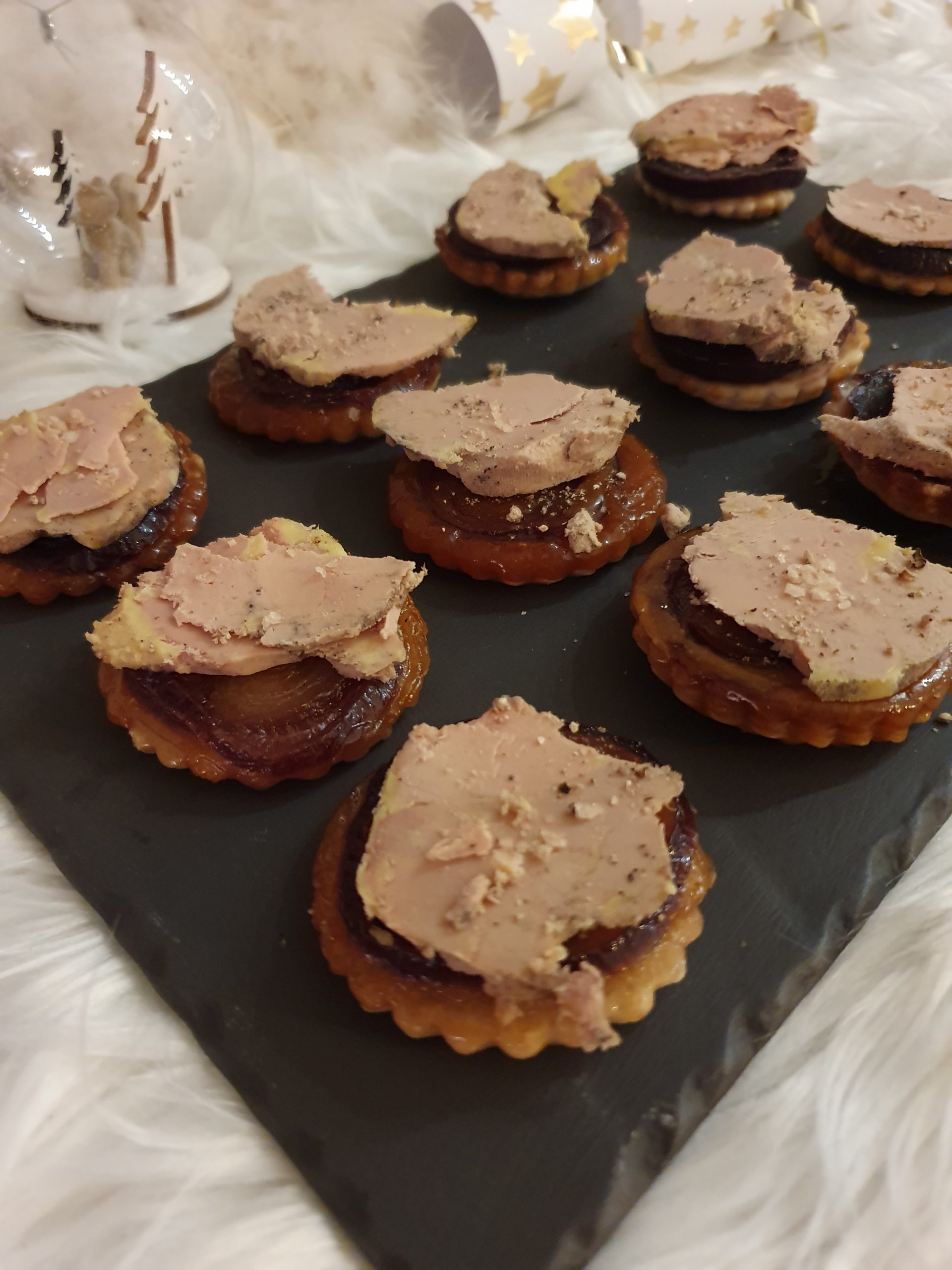 Tatins d’oignons au foie gras