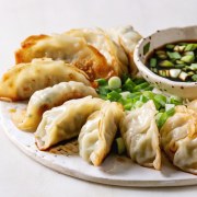 Gyoza raviolis japonais