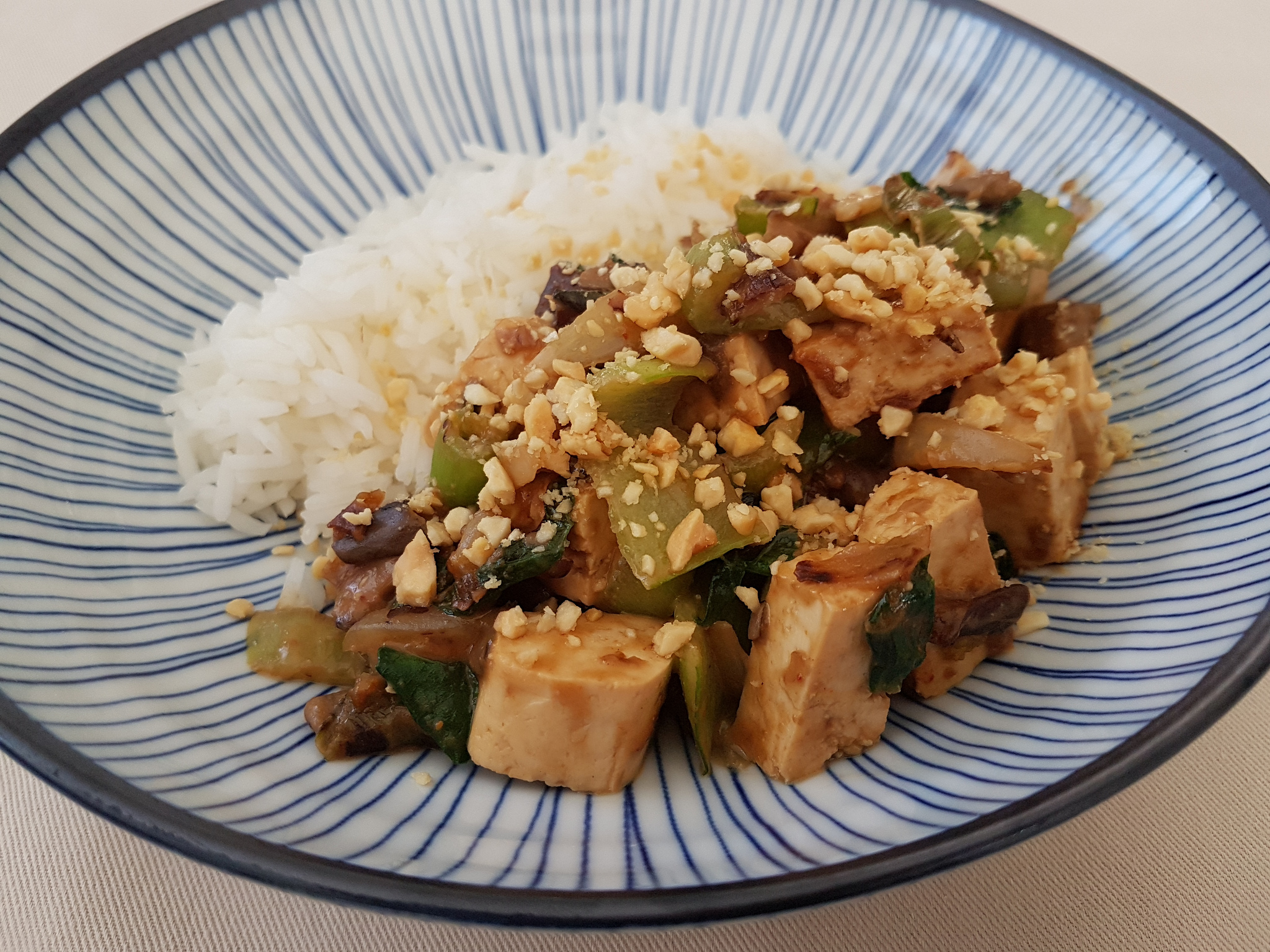 Tofu sauce satay