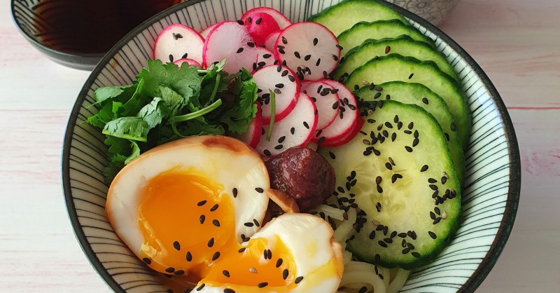 Salade de nouilles froides japonaise