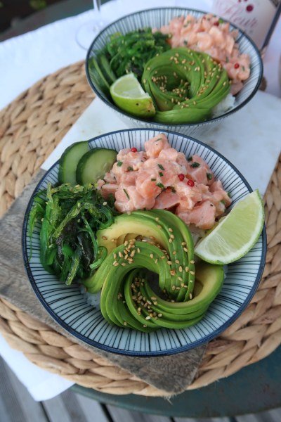 Poke Bowl au saumon yuzu