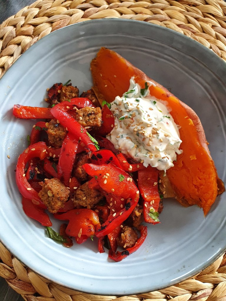 Veggie Bowl, patate douce poivrons