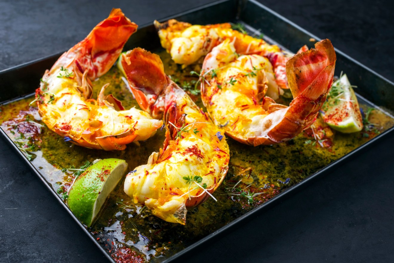 Queues de langoustes grillées au four | Audrey Cuisine