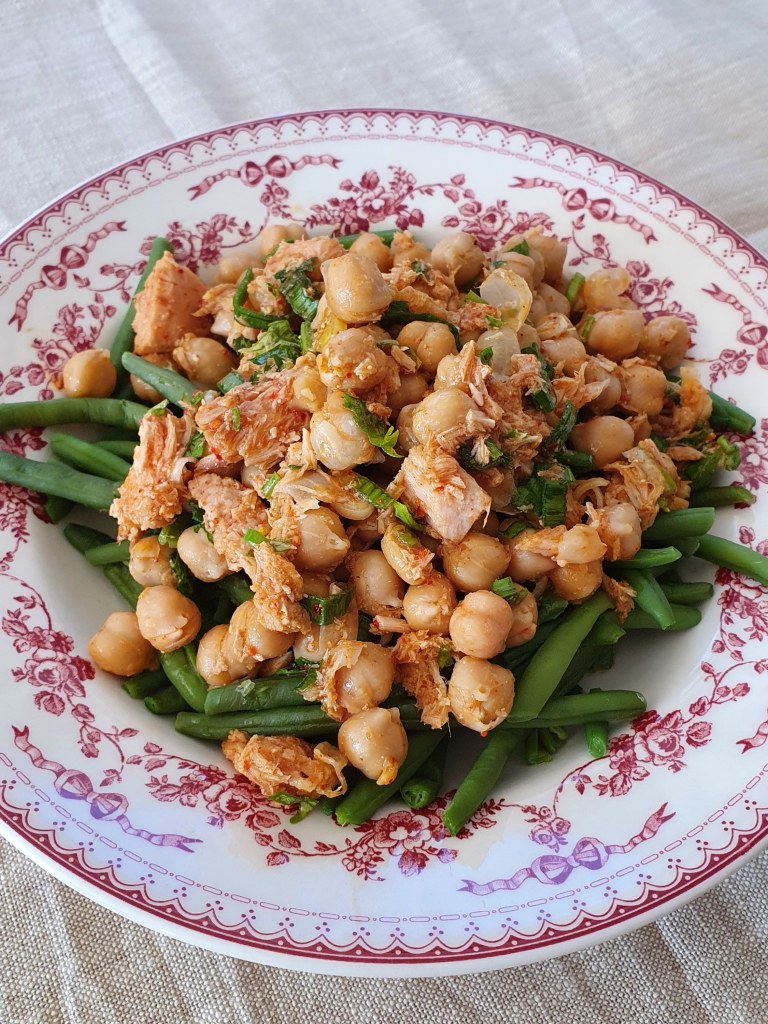 Haricots verts pois chiches thon