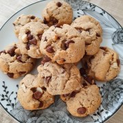 Cookies sans oeufs à la noix de coco et aux pépites de chocolat