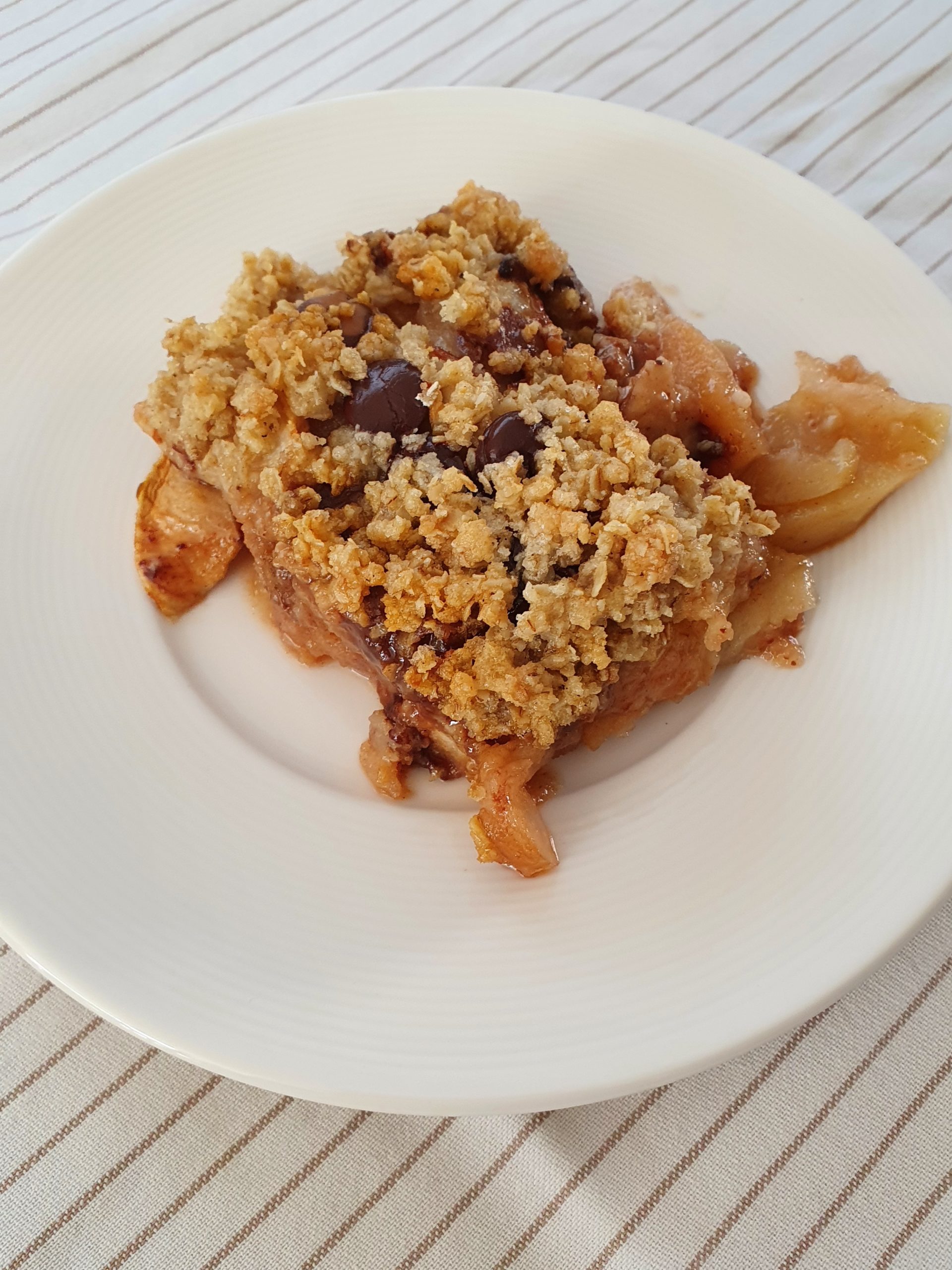Crumble pommes, poires et chocolat Audrey Cuisine