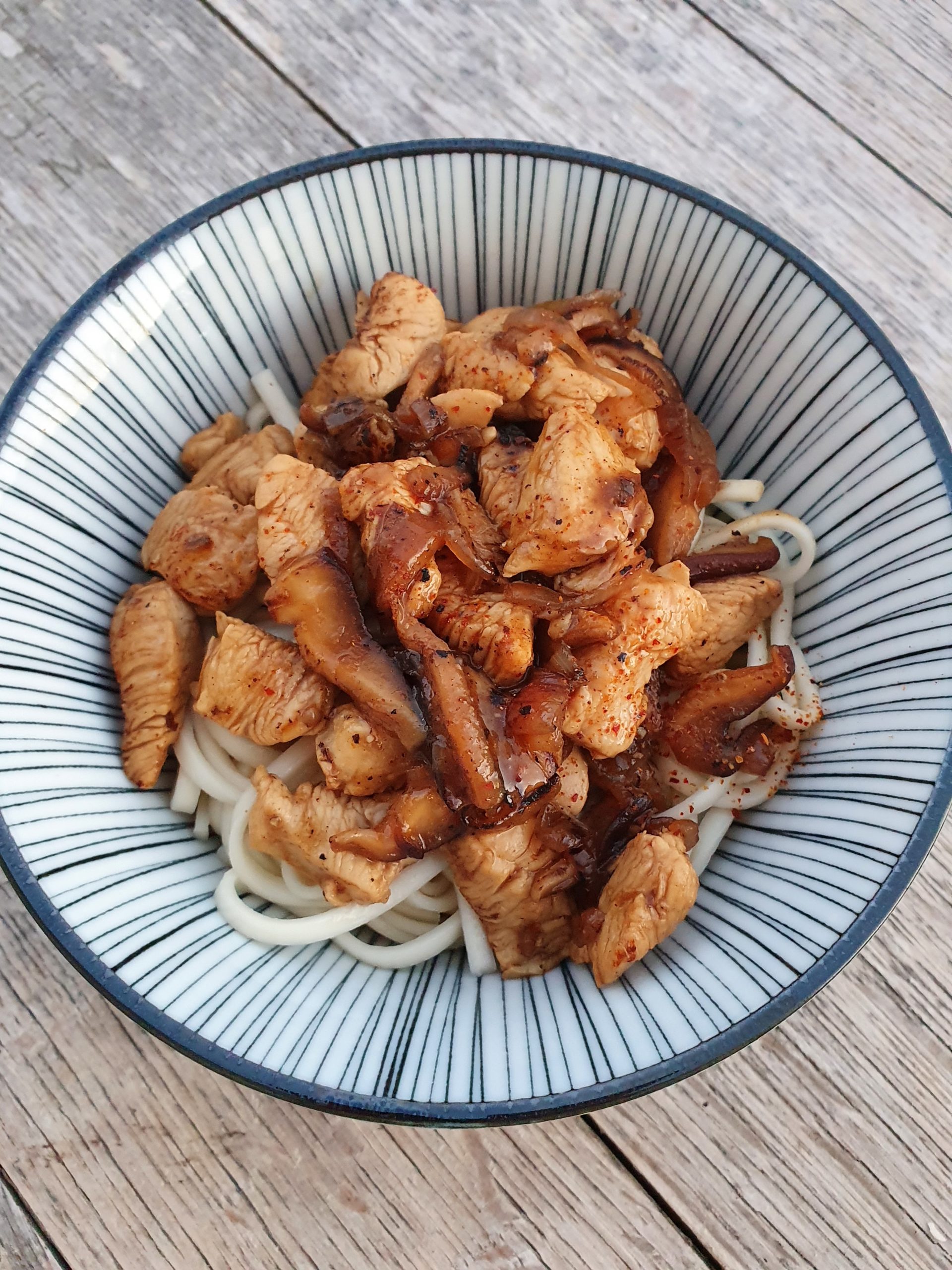 Poulet sauté aux shiitakés