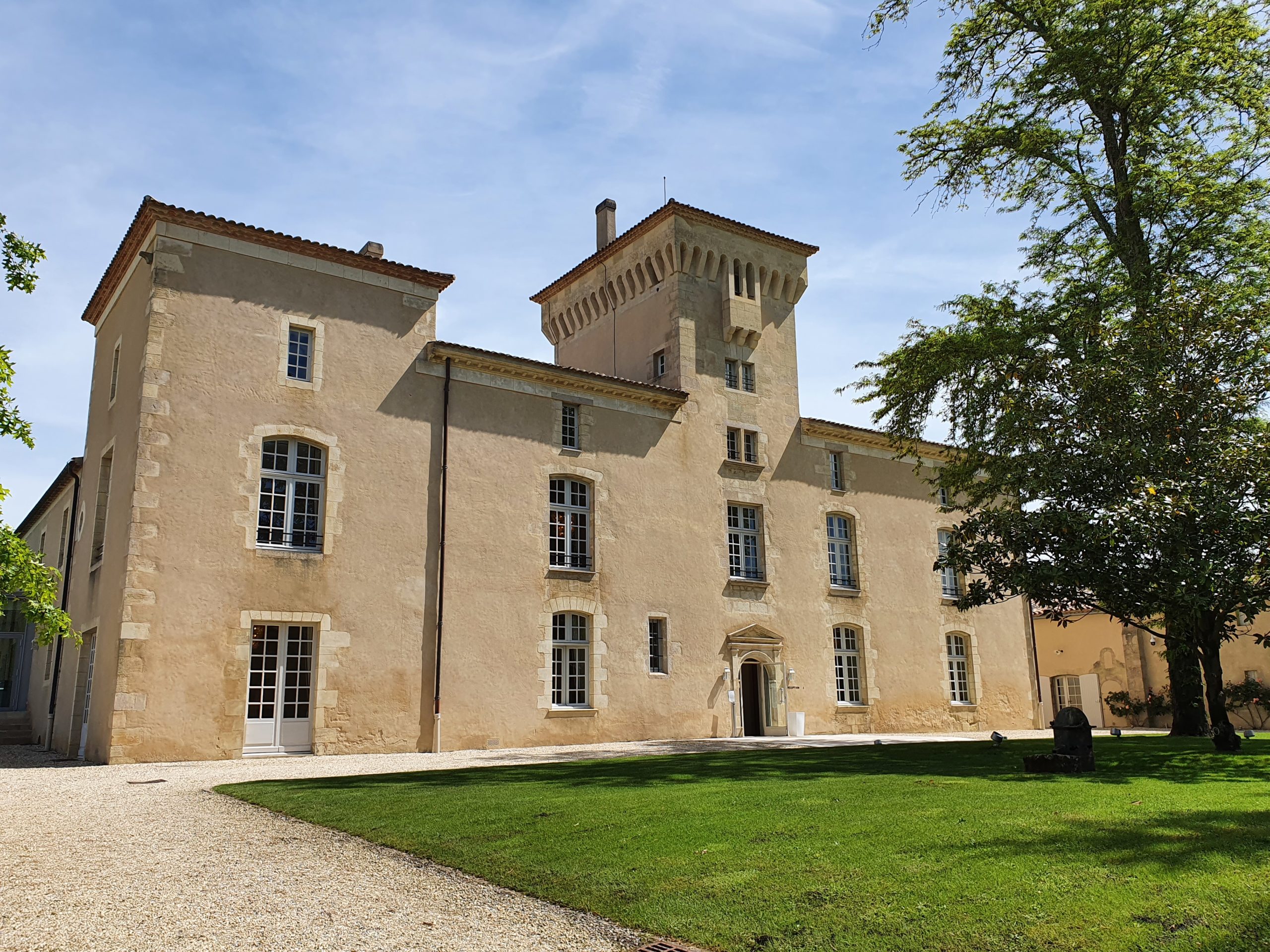 La Terrasse de Lafaurie, au Château Lafaurie-Peyraguet à Sauternes