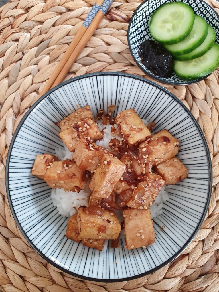Wok de Tofu caramélisé à la sauce Ponzu