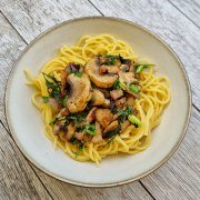 Spaghettis aux lardons et champignons