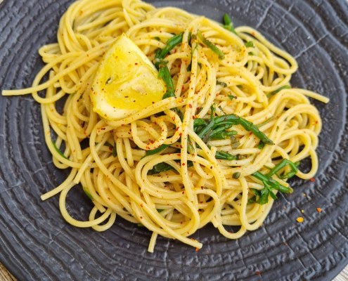 Spaghettis aux anchois et salicornes