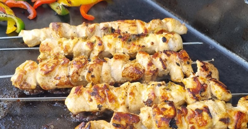 Brochettes de poulet au citron