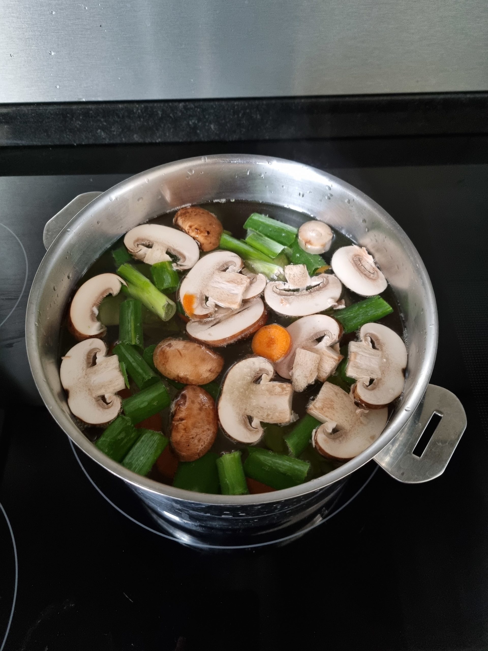 [La cuisine des restes] soupe asiatique version fond de frigo
