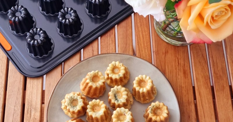 Cannelés au saumon et à l'aneth