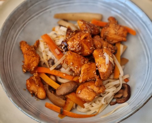 Nouilles de riz saute au wok