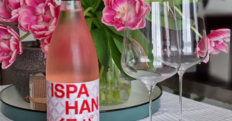 Saké Wasaké rosé à la framboise et au litchi