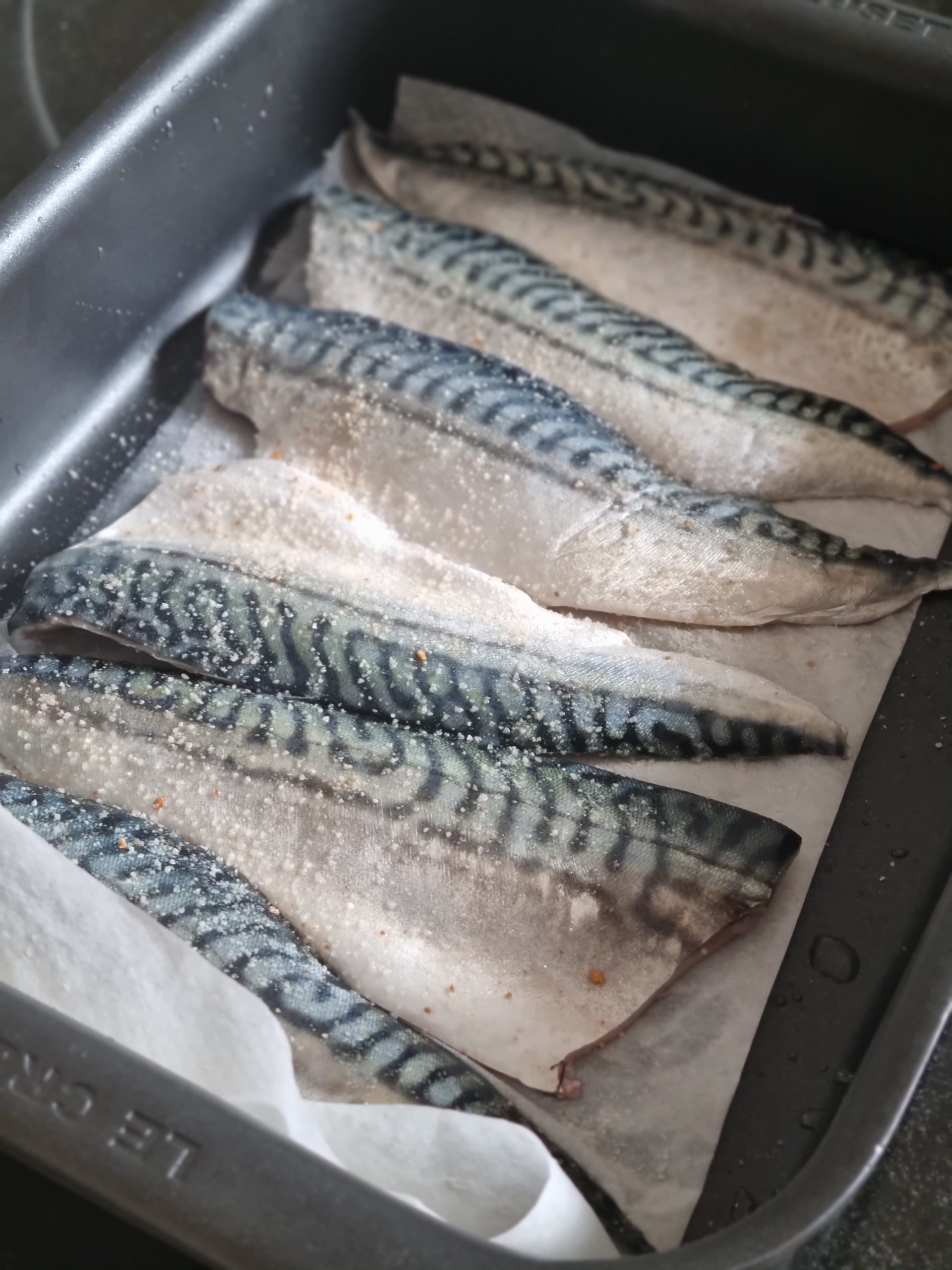 Filets de maquereaux grillés au sel et au yuzu