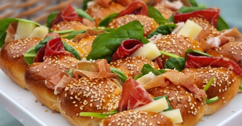 pain-sandwich dans le moule tablette