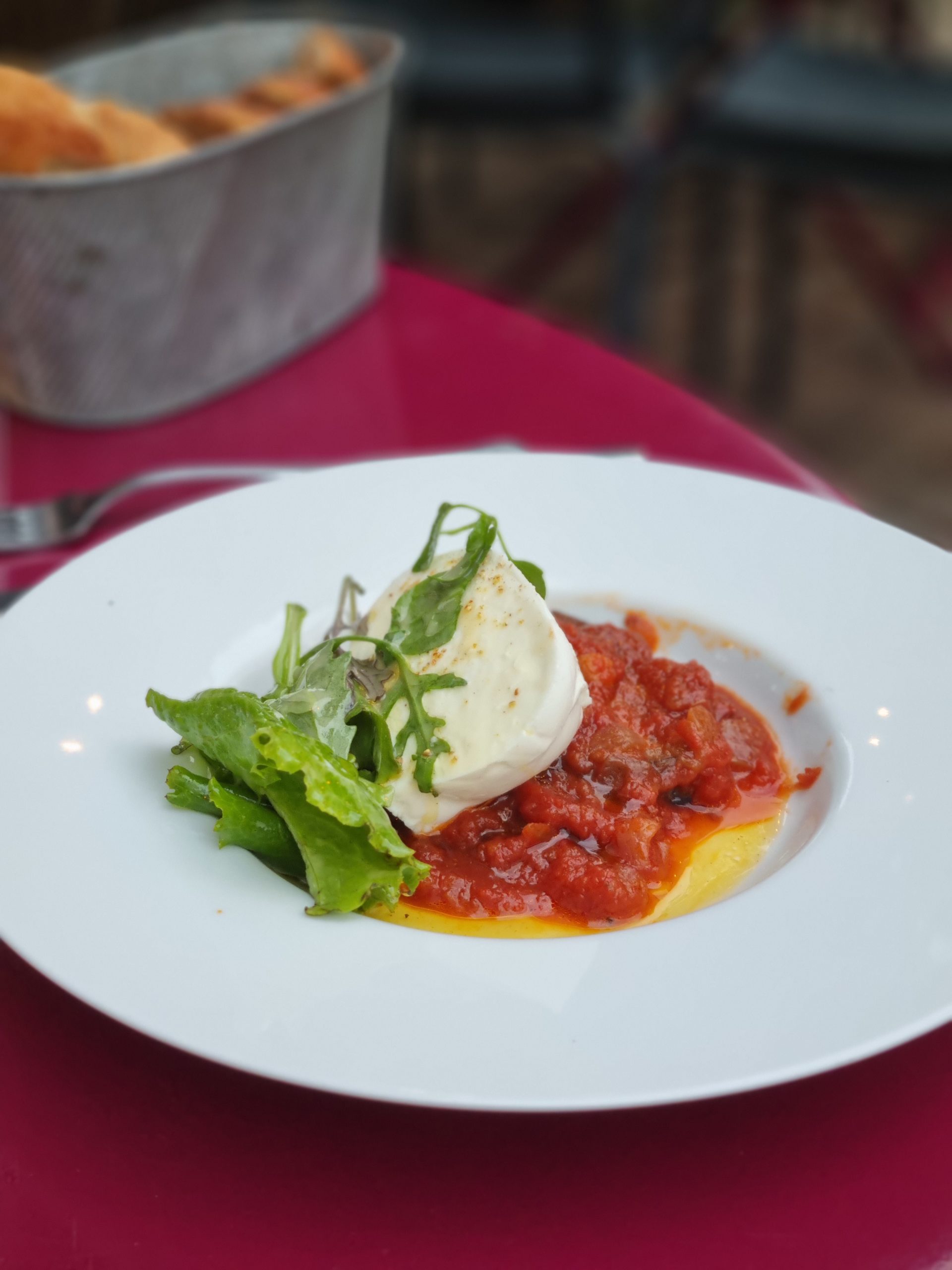 Mozzarella di Buffala de la ferme des Quatre Etoiles, aubergines en aigre doux