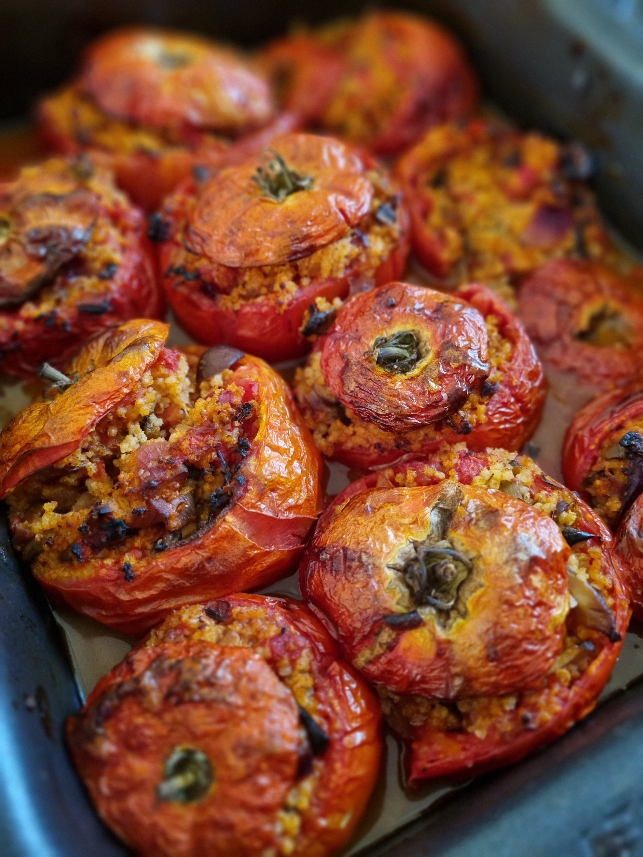 Tomates farcies au millet avec un reste de poulet rôti