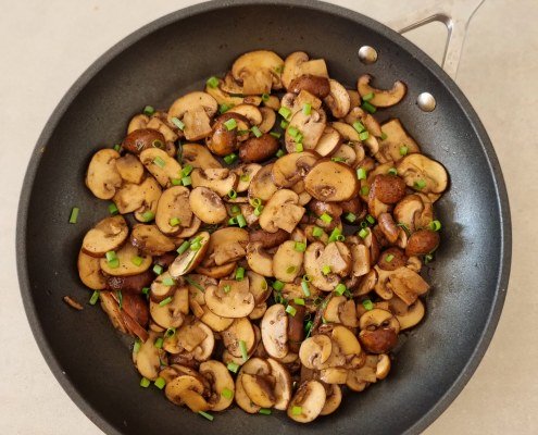 Comment faire une poêlée de champignons de Paris ?