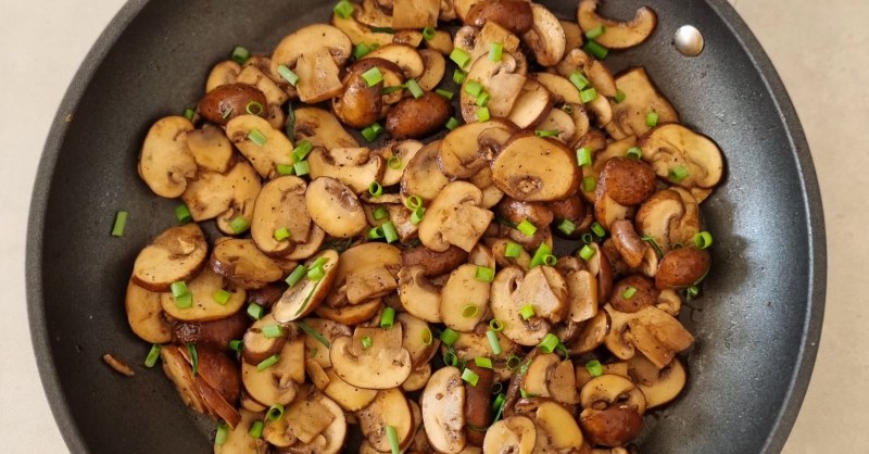 Comment faire une poêlée de champignons de Paris ?