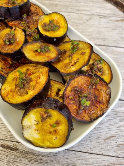 aubergines grillées au four de Ottolenghi 