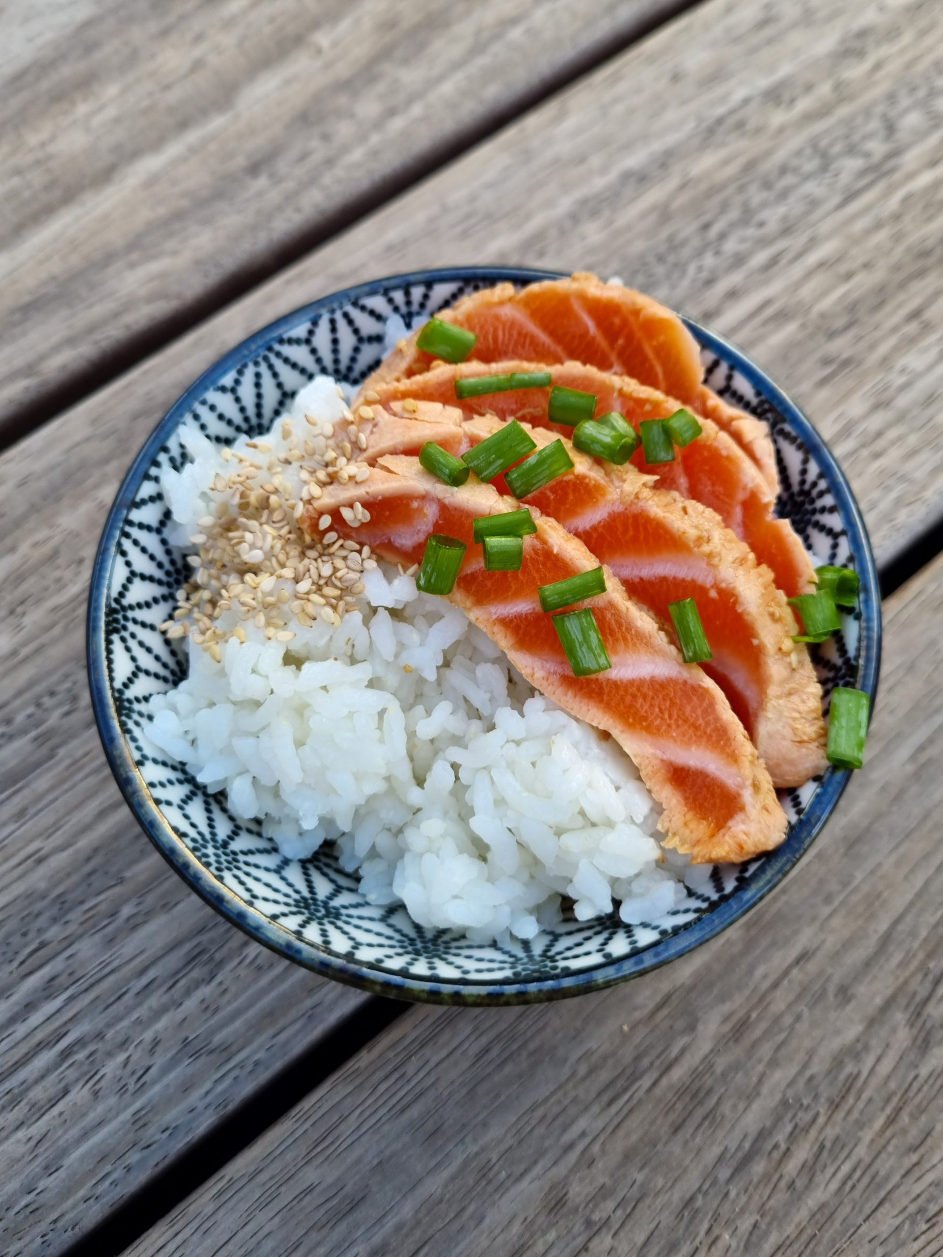 Comment cuisiner un tataki de saumon à la Japonaise "