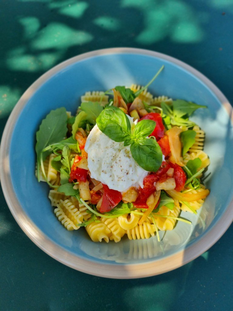 pâtes aux courgettes et burrata