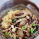 Polenta moelleuse, poêlée de champignons asiatiques