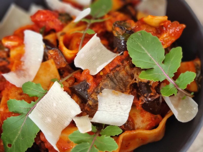 Pâtes à la Sicilienne, une recette de Yotam Ottolenghi | Audrey Cuisine
