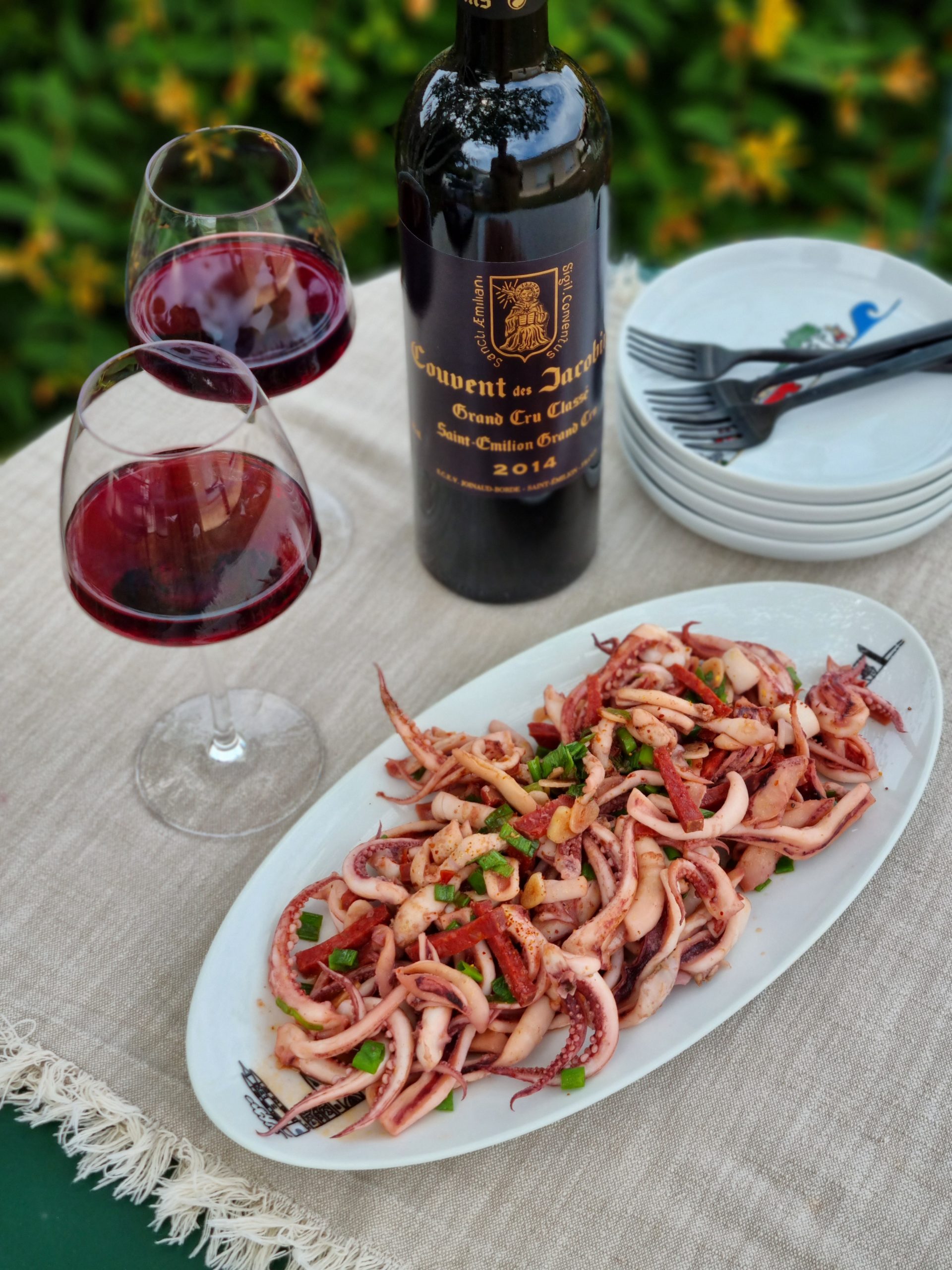Encornets cuits à la plancha Couvent des Jacobins, Saint-Emilion Grand Cru