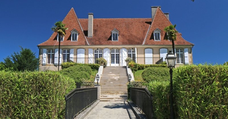 chateau crouseilles madiran © guide bearn pyrenees