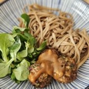 La recette facile de la sauce satay aux cacahuètes