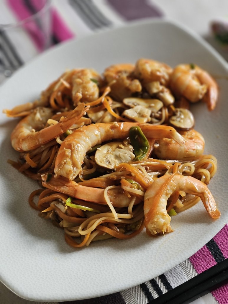Nouilles de riz sautées aux crevettes
