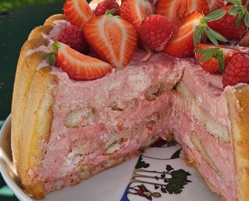 Charlotte aux fruits rouges